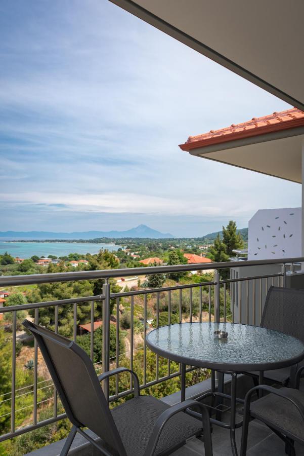 Thea Luxury Apartments Vourvourou Eksteriør billede