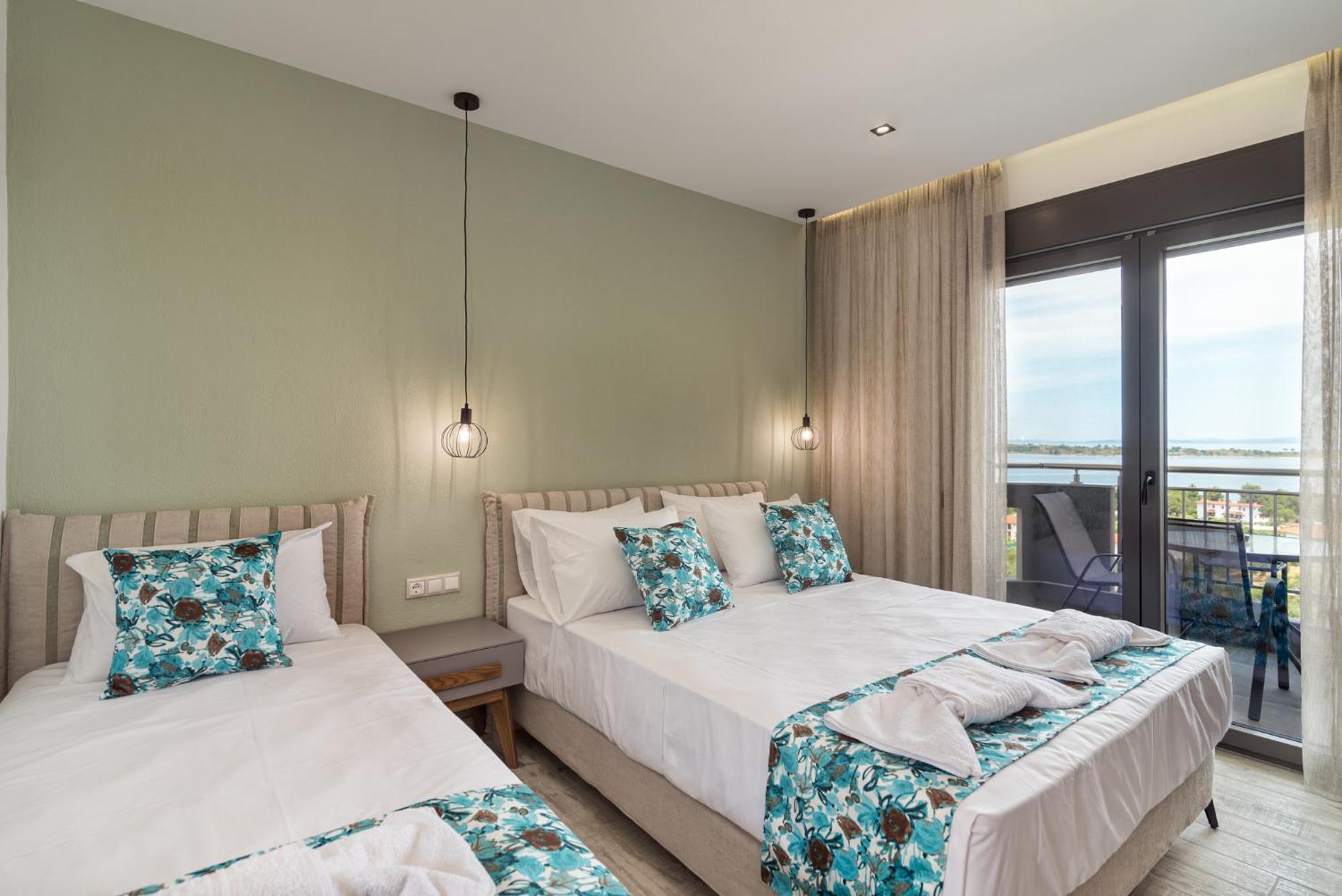 Thea Luxury Apartments Vourvourou Eksteriør billede
